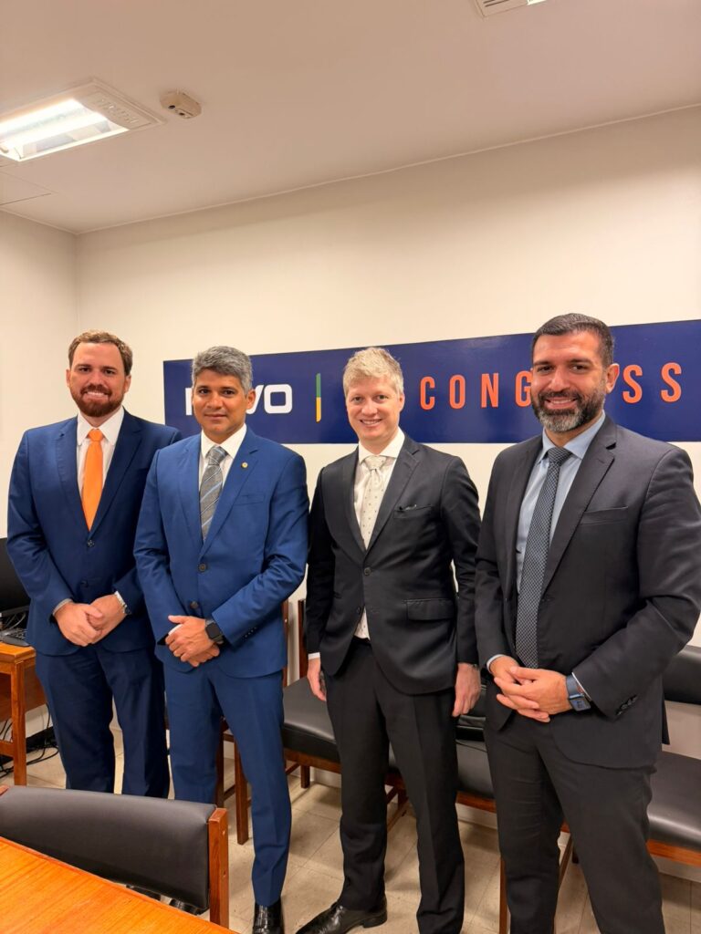 Renato Antunes se une ao Partido Novo: uma nova era para a política em Pernambuco