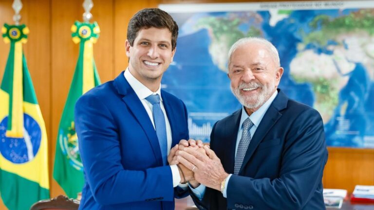 Reunião entre Lula e João Campos: Fortalecendo Alianças em Pernambuco