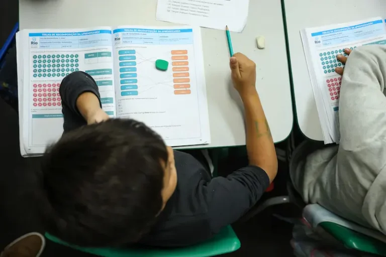 Senado Inicia 2026 com Discussão do Novo Plano Nacional de Educação Após Dois Anos de Atraso