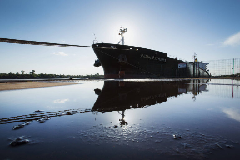 Suspensão de Leilões de Terminais em Macapá e Recife Impacta Setor Portuário