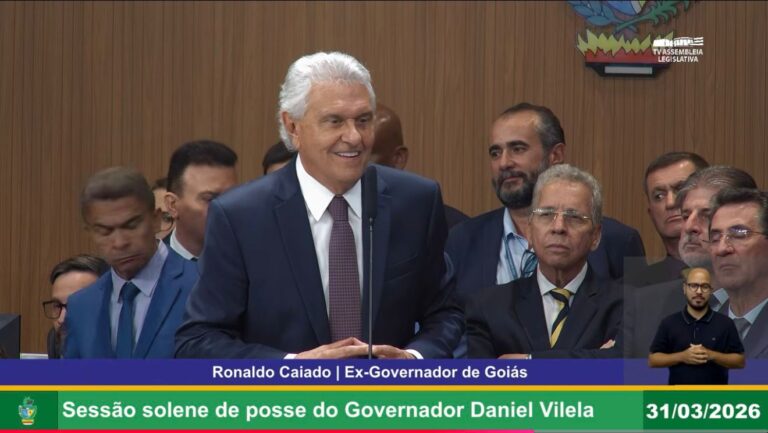 Caiado Encerra Mandato em Goiás com Críticas a Lula e Flávio Bolsonaro
