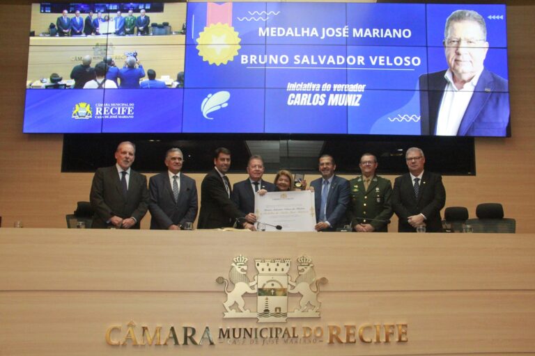 Câmara Municipal de Recife Concede Medalha de Mérito a Bruno Veloso, Presidente da Fiepe