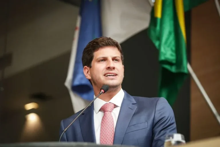 João Campos inicia agendas pelo interior de Pernambuco após deixar Prefeitura do Recife