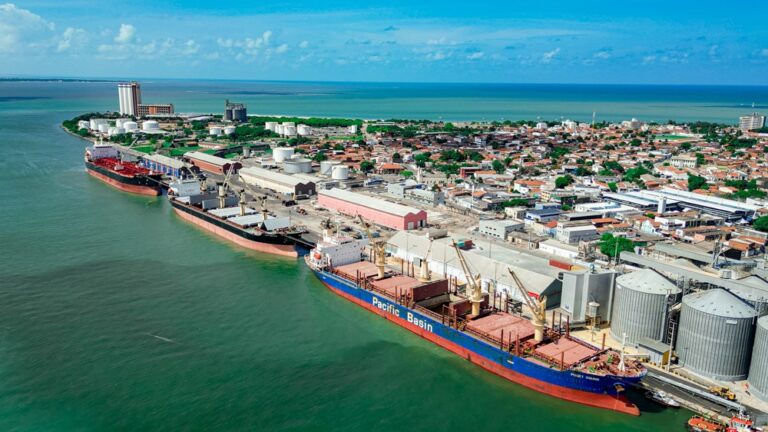 Nordeste: Potencial de Investimentos em Infraestrutura Destacado por Ministro