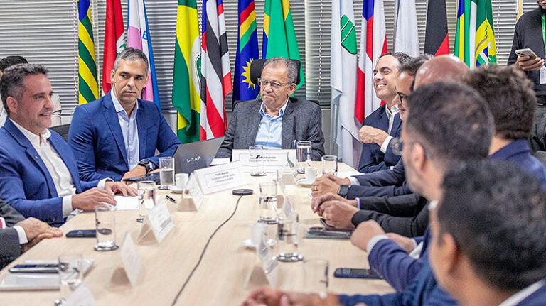 Paulo Dantas Promove Ampliação de Crédito para Empresas do Nordeste Paulo Dantas Promove Ampliação de Crédito para Empresas do Nordeste