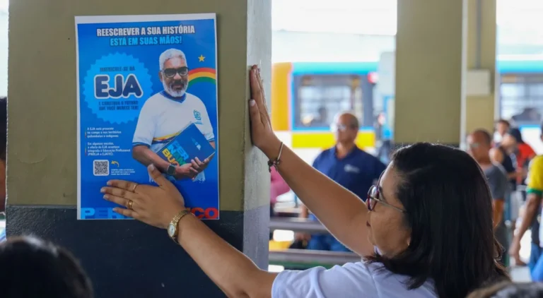Pernambuco Lança Mobilização para Aumentar Matrículas na Educação de Jovens e Adultos