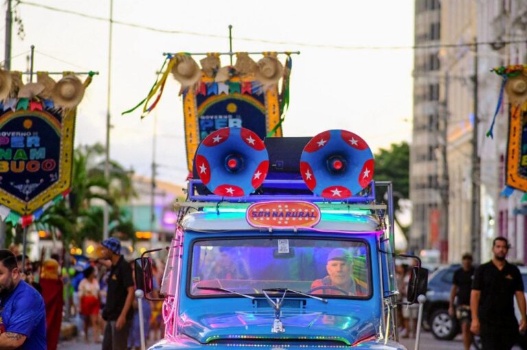 Projeto 'Perambulando' Leva a Magia do São João ao Recife Antigo