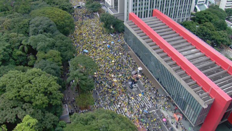 Protestos contra Lula e STF mobilizam 20,4 mil em SP e 4,7 mil no Rio de Janeiro