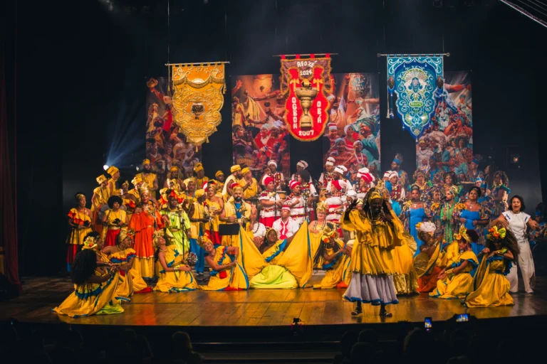 Recife Terras de Xangô: Afoxés Reúnem Arte e Cultura em Show Gratuito no Teatro do Parque