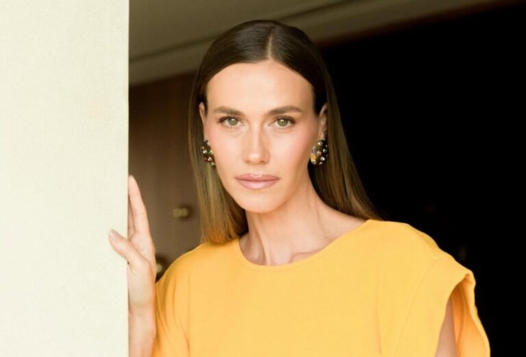 Renata Kuerten Adota Cabelo Loiro Amendoado e Revoluciona o Visual Renata Kuerten Adota Cabelo Loiro Amendoado e Revoluciona o Visual