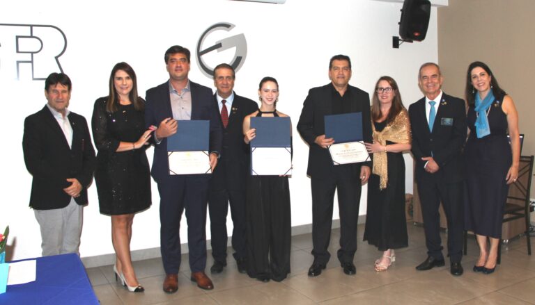 XXII Encontro de Valorização das Ocupações Úteis do Rotary Club de São Caetano do Sul XXII Encontro de Valorização das Ocupações Úteis do Rotary Club de São Caetano do Sul