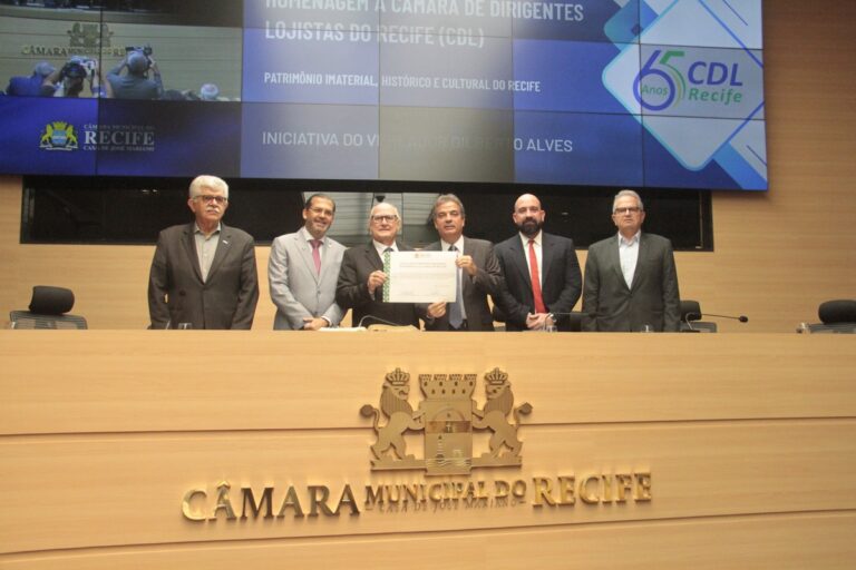 Câmara Municipal Celebra a CDL Recife: Patrimônio Cultural da Cidade