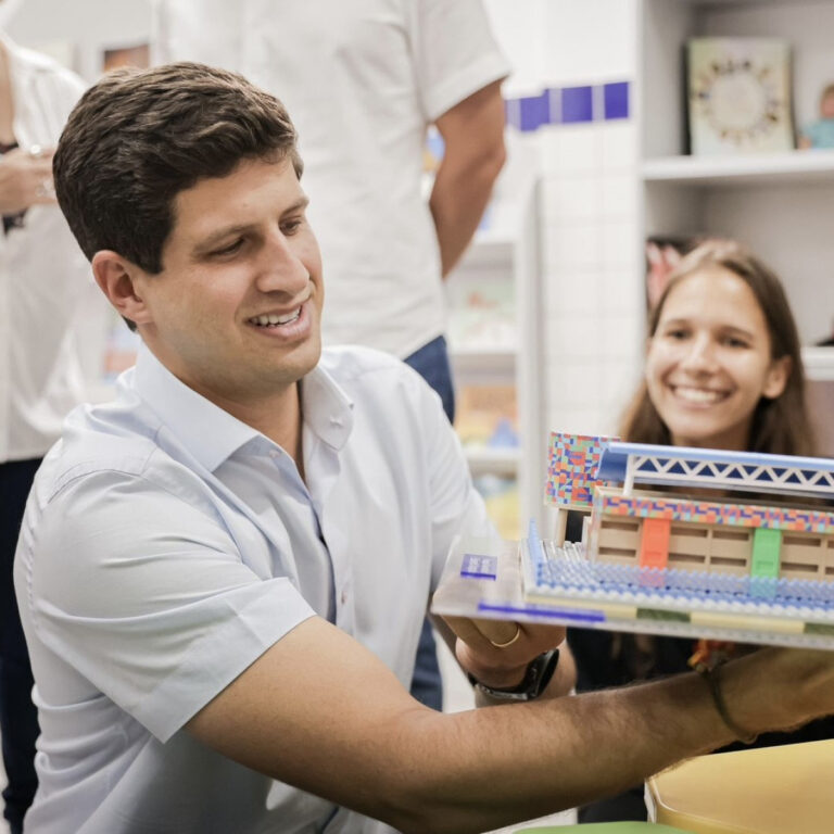 Educação em Foco: Legado e Promessas na Gestão de João Campos em Recife