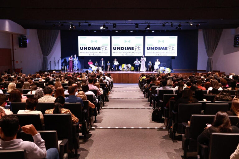 Fórum Estadual da Undime/PE: Educação Inovadora em Debate no Recife Fórum Estadual da Undime/PE: Educação Inovadora em Debate no Recife