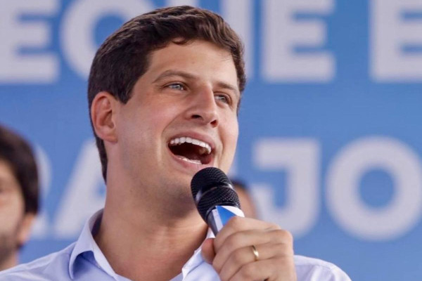 João Campos na Estrada: Primeira Semana de Campanha para Governador João Campos na Estrada: Primeira Semana de Campanha para Governador