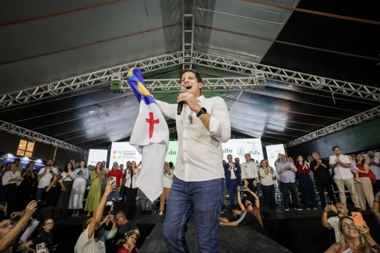 João Campos Se Despede da Prefeitura do Recife com Entrega de Hospital e Parque: 'Vamos Fazer por Pe