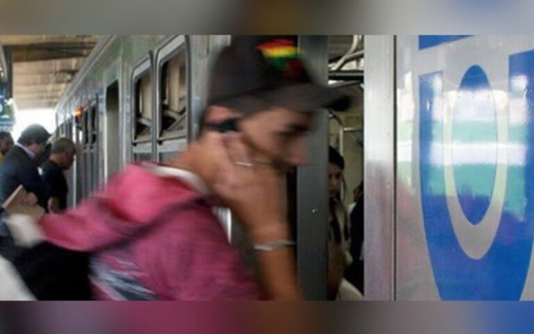 Metrô do Recife: Trens Seminovos Chegam Sem Ar-Condicionado e Novo Atraso Metrô do Recife: Trens Seminovos Chegam Sem Ar-Condicionado e Novo Atraso