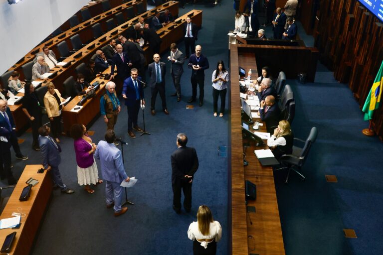 Procurador da Alerj em Brasília: Tentativa de Destravar Sucessão no Governo do Rio