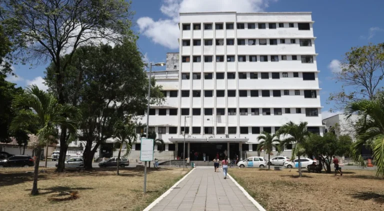 Revitalização da Fachada do Hospital Barão de Lucena no Recife: Investimento e Modernização