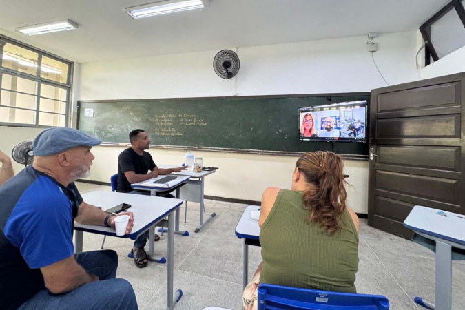 SEED Promove Realocação de Alunos Após Incêndio no Instituto de Educação de Paranaguá SEED Promove Realocação de Alunos Após Incêndio no Instituto de Educação de Paranaguá