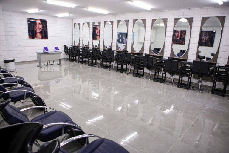 Taboão da Serra Lança Nova Escola de Moda e Beleza com 25 Cursos Gratuitos