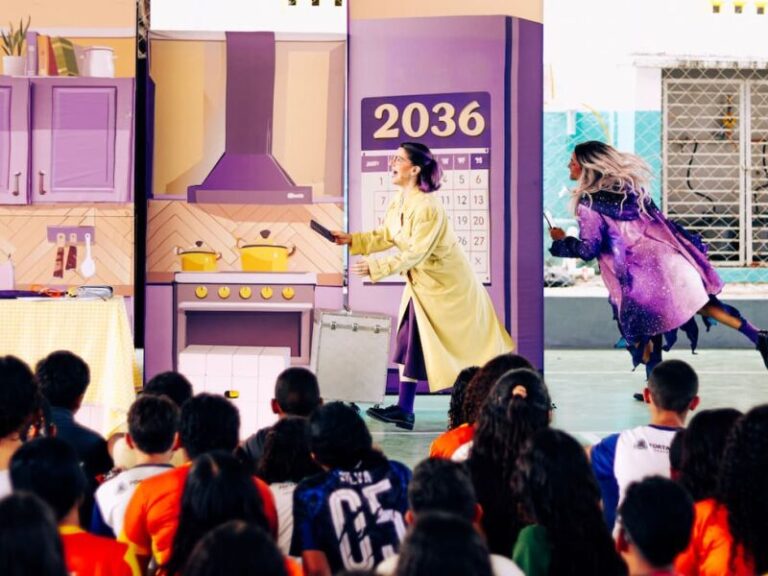 Teatro sobre Educação Financeira Transforma Escolas Públicas do Recife