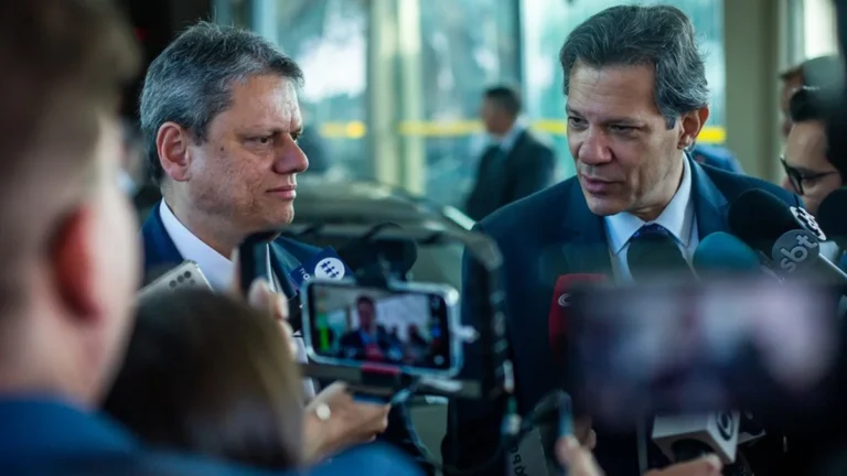 Tarcísio e Haddad Reorganizam Forças no Governo Paulista e Limitam Alternativas nas Eleições Tarcísio e Haddad Reorganizam Forças no Governo Paulista e Limitam Alternativas nas Eleições
