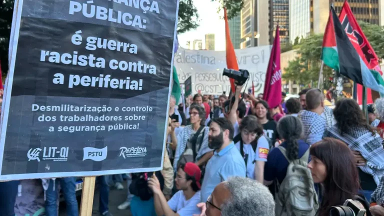 Comemoração e denúncia marcam 20 anos da violência urbana em São Paulo