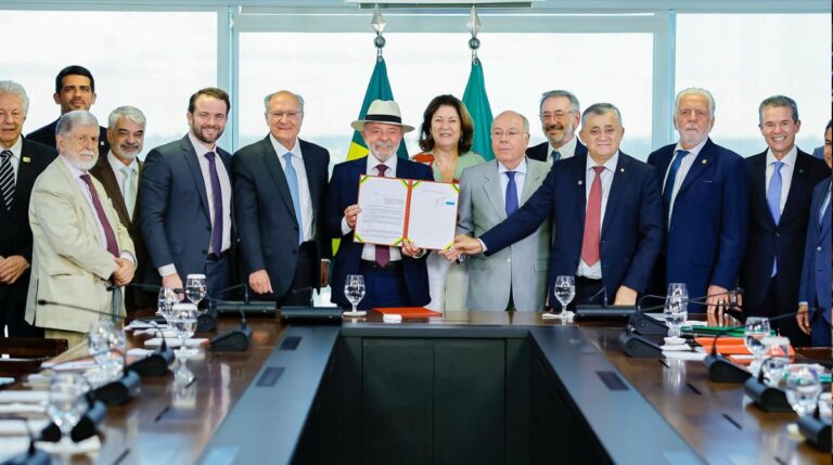 Acordo Mercosul-UE: Oportunidades e Desafios Para as Exportações de Minas Gerais