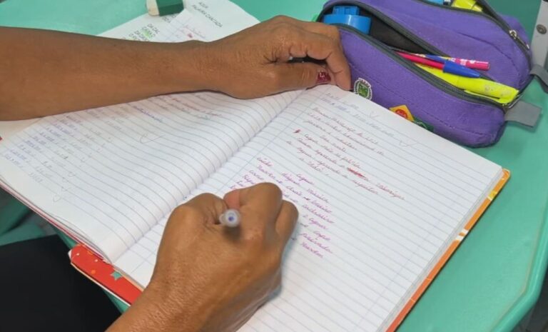 Educação de Jovens e Adultos: chance de concluir os estudos e combater o analfabetismo no interior d
