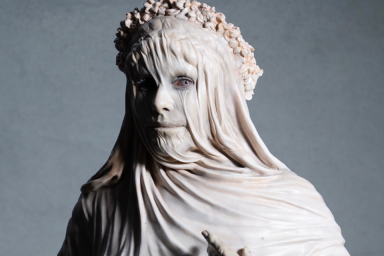 Heidi Klum revela os detalhes do look ‘estátua’ no Met Gala 2024 Heidi Klum revela os detalhes do look ‘estátua’ no Met Gala 2024