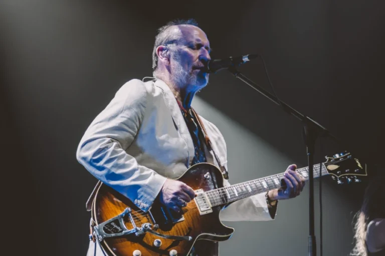 Men At Work promete show inesquecível em Recife nesta sexta-feira