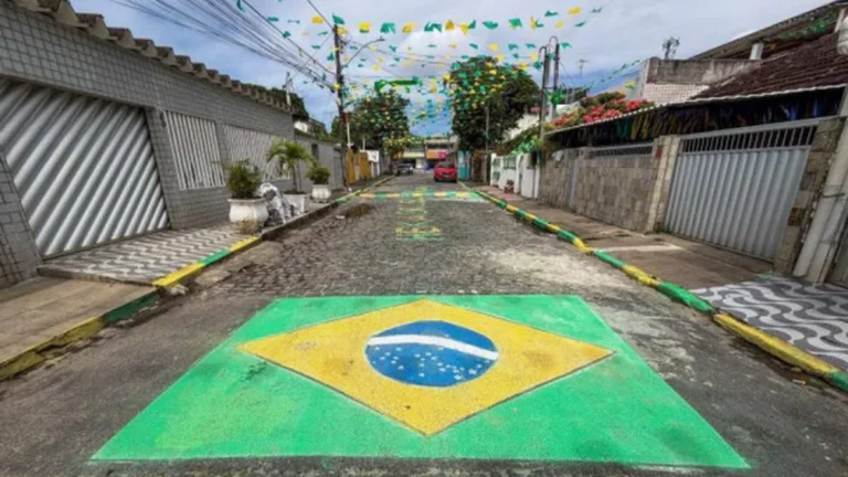Prefeitura do Recife Lança Mutirão de Pintura de Ruas para Copa do Mundo 2026 Prefeitura do Recife Lança Mutirão de Pintura de Ruas para Copa do Mundo 2026