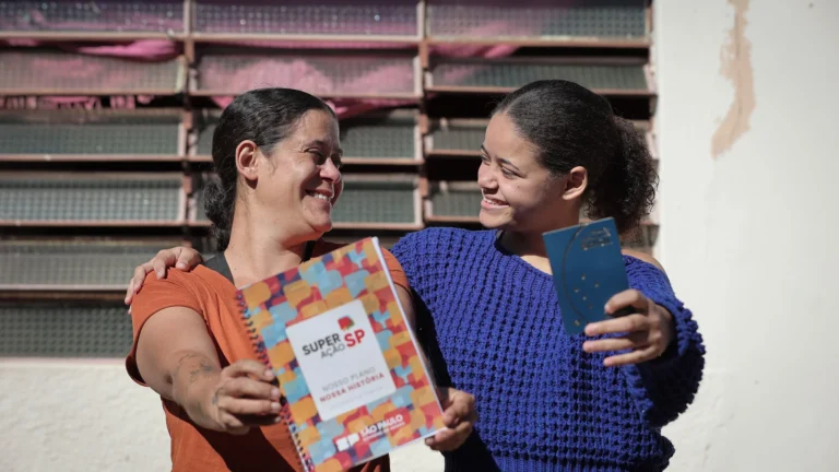 SuperAção SP e Prontos Pro Mundo: Como Dois Programas Estão Mudando a Vida de Mãe e Filha no Interio