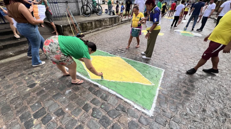 Recife lança projeto 'Pintando o Hexa' para decorar ruas na Copa do Mundo 2026