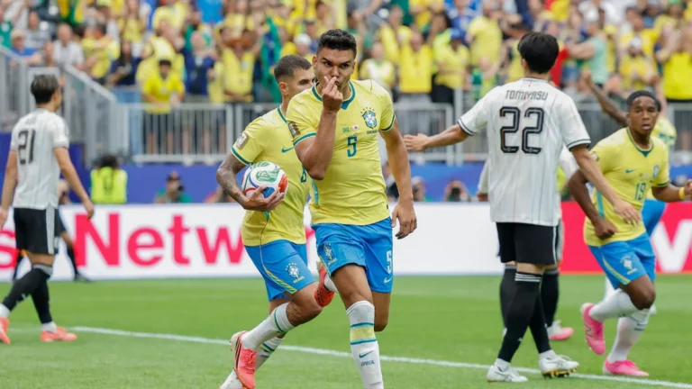 Brasil vence Japão de virada e avança às oitavas da Copa do Mundo 2024