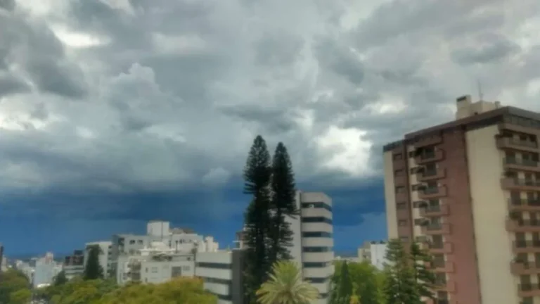 Clima em Julho 2026: Chuva Intensa, Frio e Ciclones no Sul do Brasil