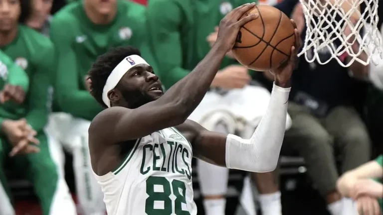 Neemias Queta e o Desafio de Levar Portugal ao Mundial de Basquetebol Neemias Queta e o Desafio de Levar Portugal ao Mundial de Basquetebol