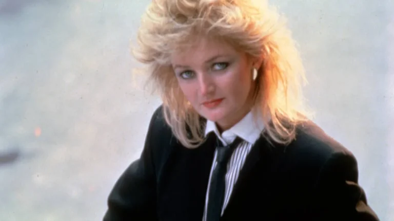 Bonnie Tyler: 100 milhões de discos vendidos, 1 bilhão de plays e uma fortuna milionária Bonnie Tyler: 100 milhões de discos vendidos, 1 bilhão de plays e uma fortuna milionária