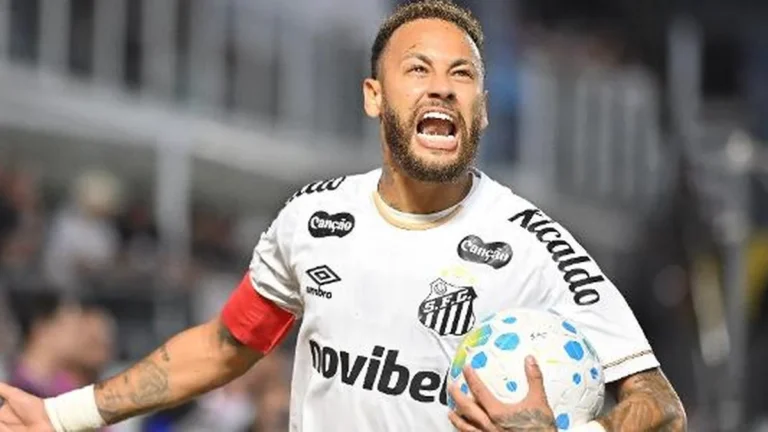 Santos e Remo empatam sem gols em duelo marcado por chances perdidas Santos e Remo empatam sem gols em duelo marcado por chances perdidas